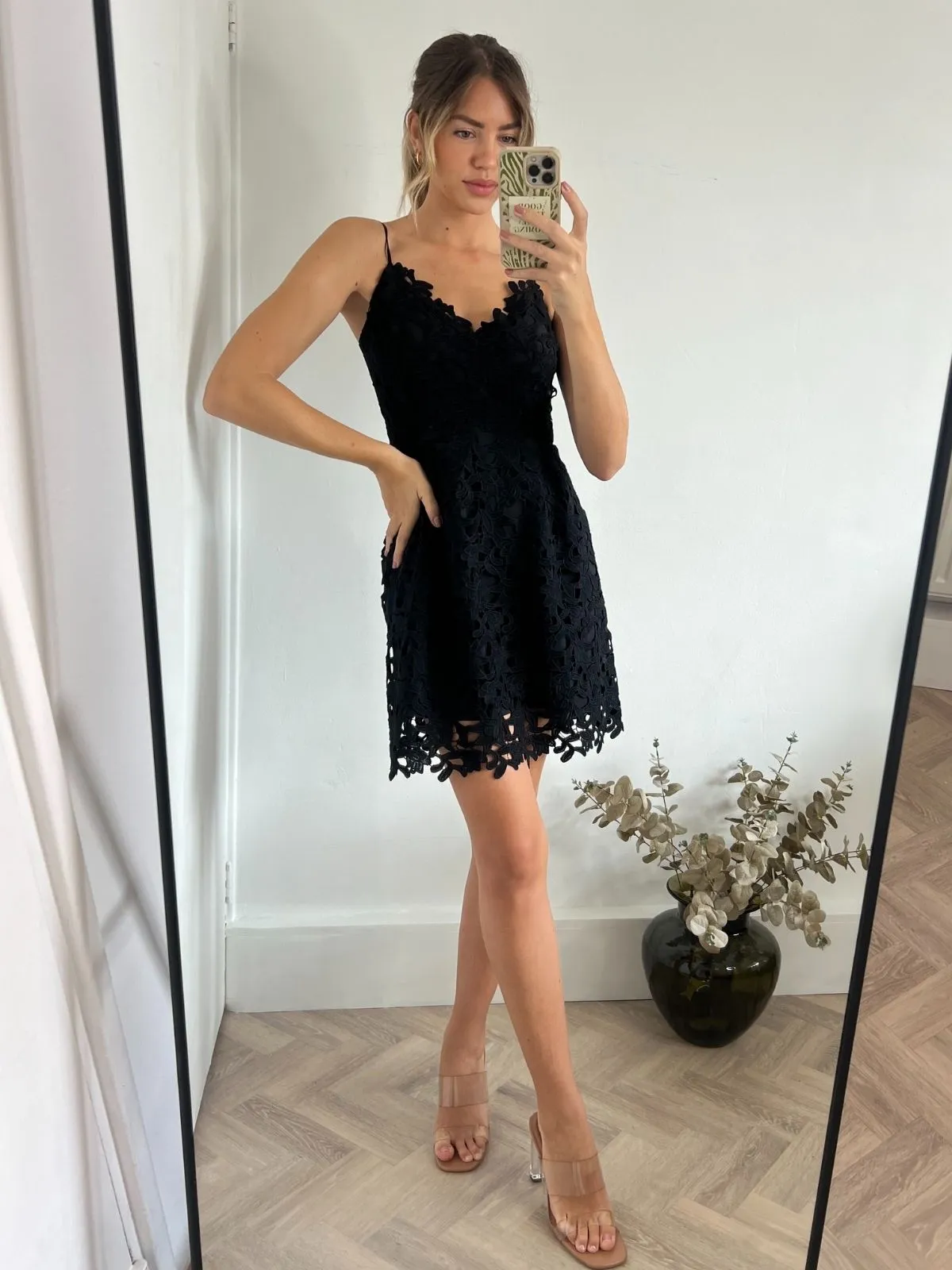 Ceci Lace Strappy Mini Dress / Black