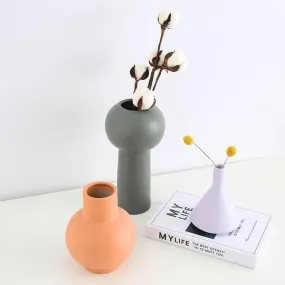 Elegant Nordic Minimalist Ceramic Vase for Living Room Floral Arrangements