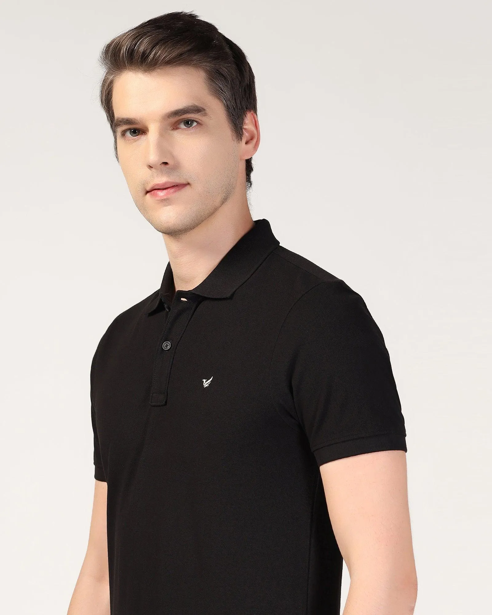 Polo Black Solid T-Shirt - Essen